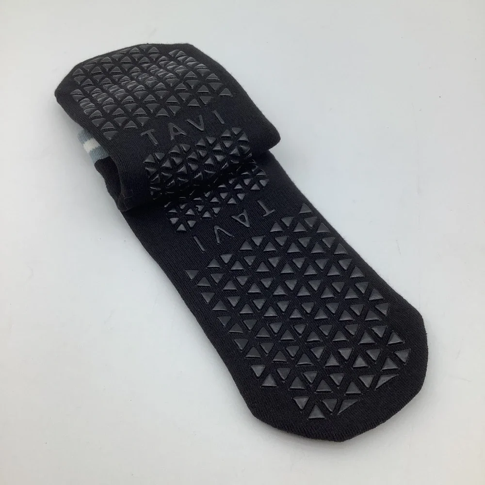 Tavi Grip Cora‎ Socks Ebony Mirage Stripe Black Pilates Yoga Size Medium NWT